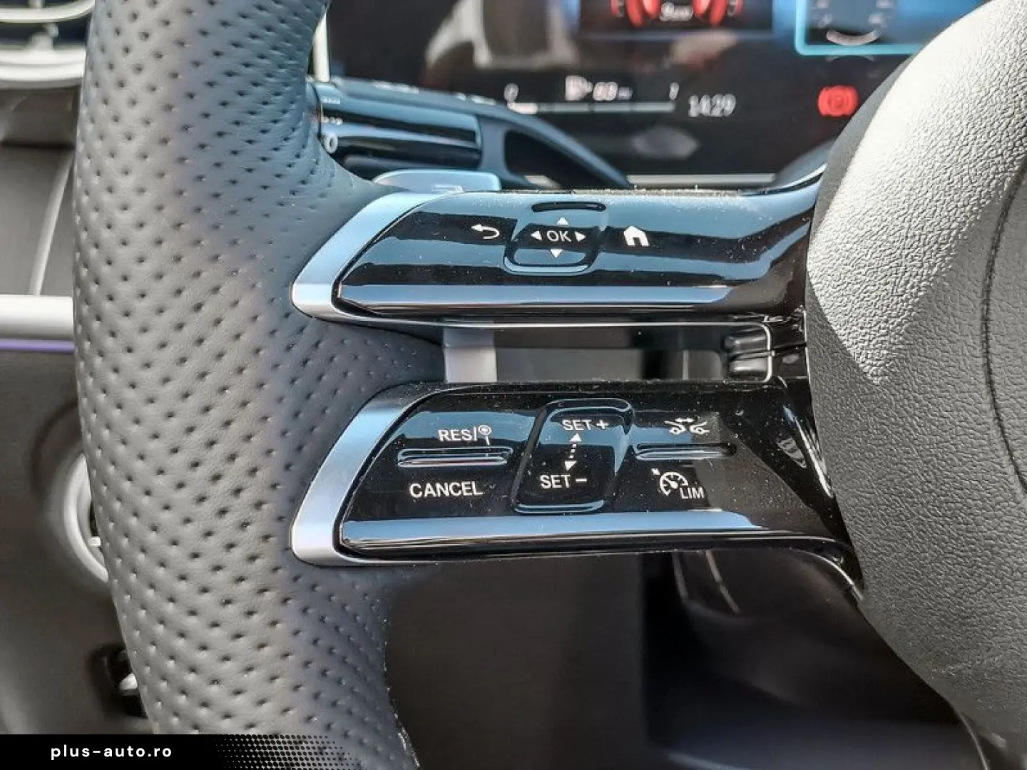 MERCEDES-BENZ CLE 300 4M Cabriolet AMG BURM PREMIUM MEMO 360