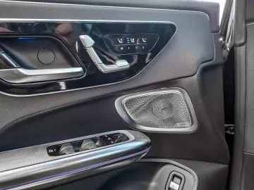 MERCEDES-BENZ CLE 300 4M Cabriolet AMG BURM PREMIUM MEMO 360