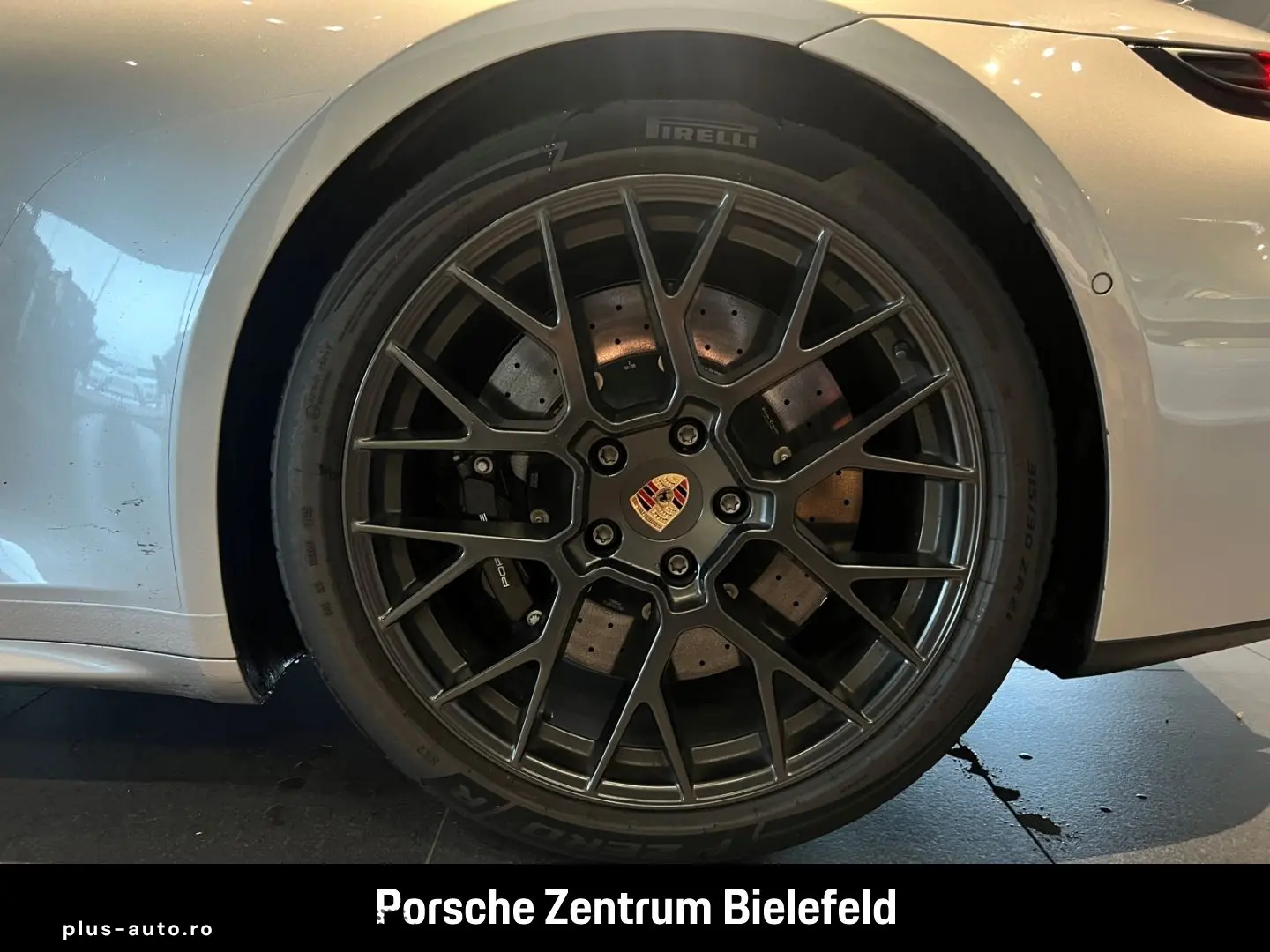 PORSCHE 992 911 Carrera GTS InnoDrive Surround-View BOSE