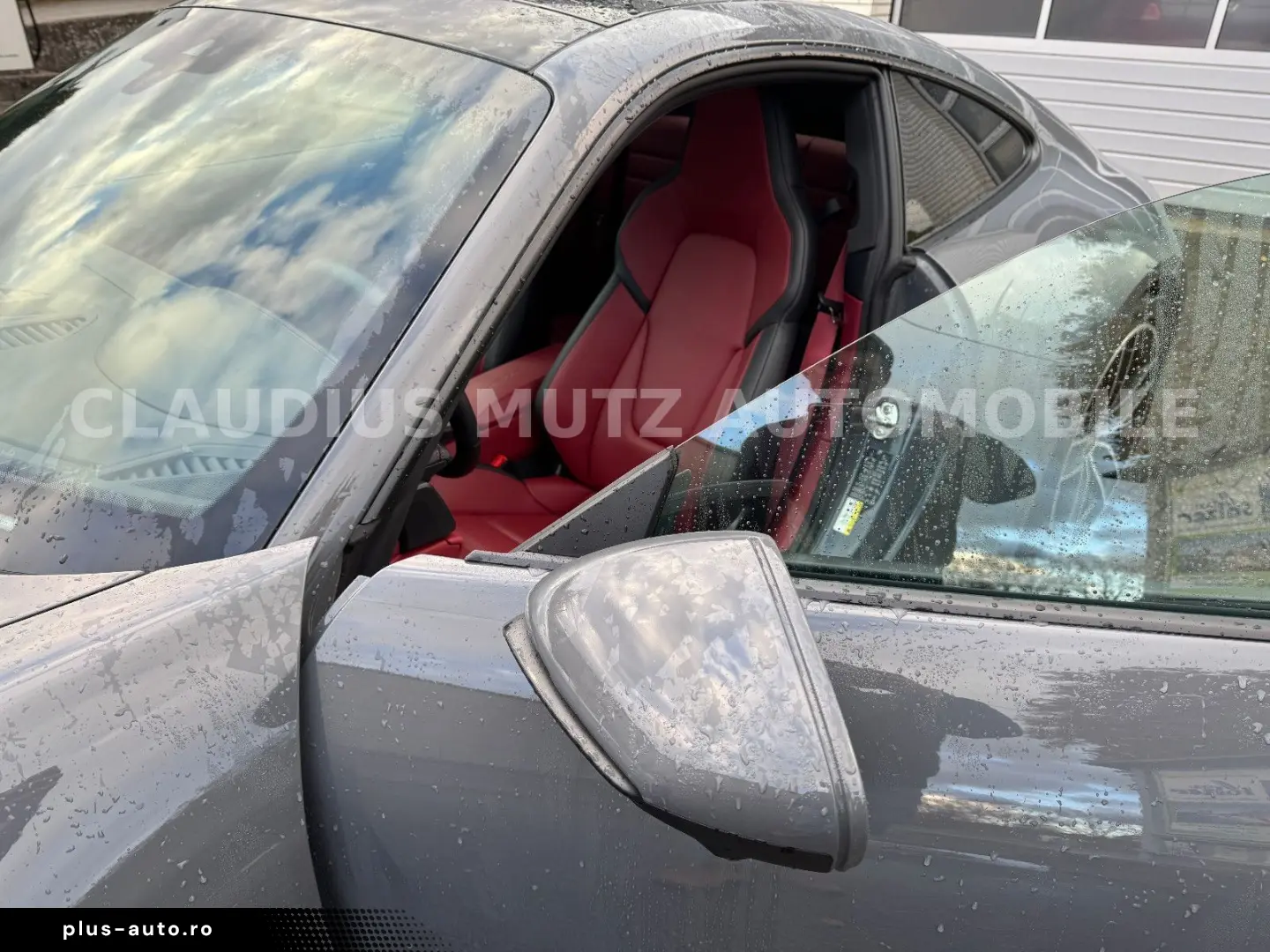 PORSCHE 992.2 S Coupé   GRAU   ROT   SPORT DESIGN   VOLL