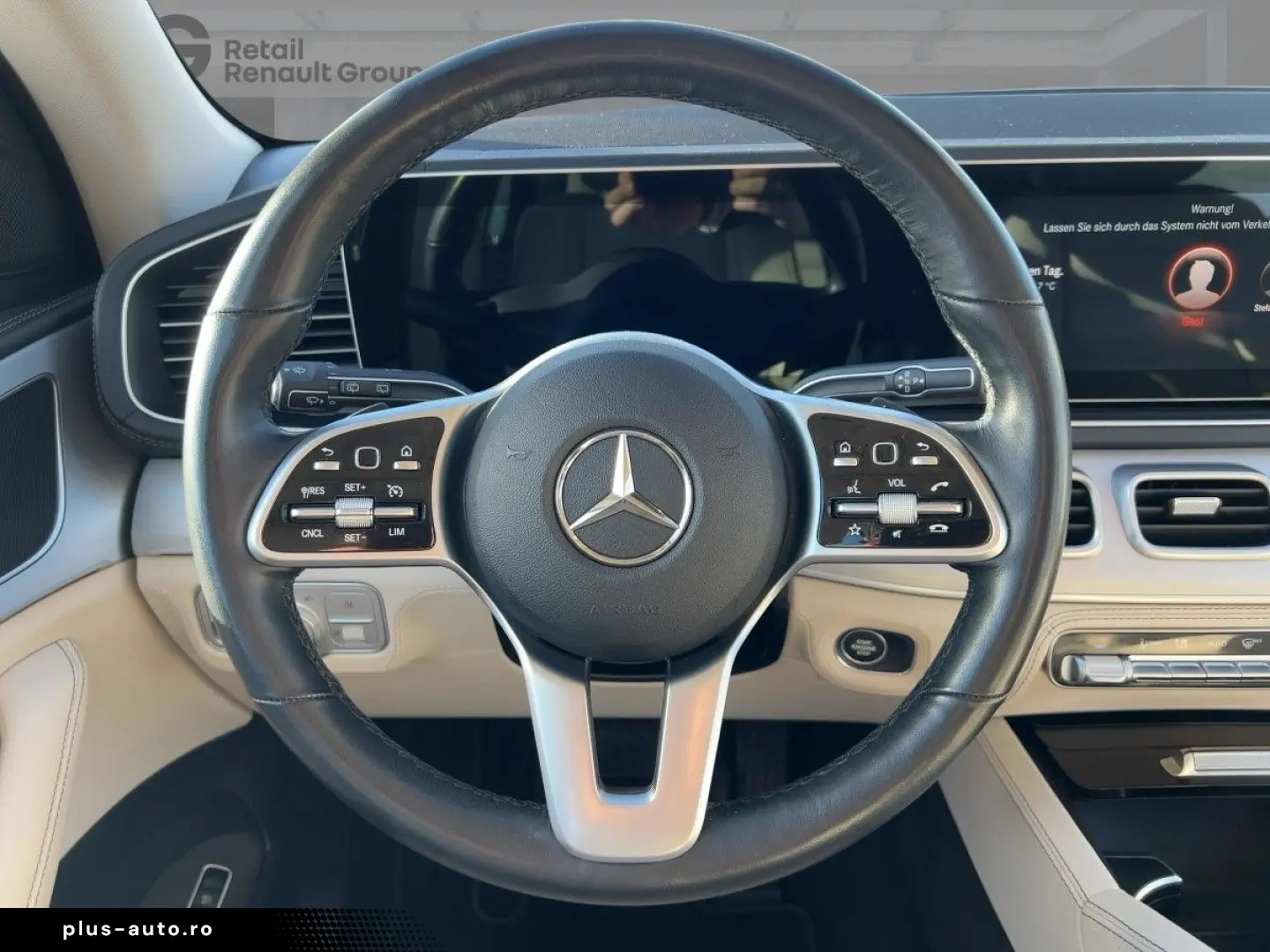 MERCEDES-BENZ GLE 350 de AMG Line 4Matic Panorama Kamera Shz