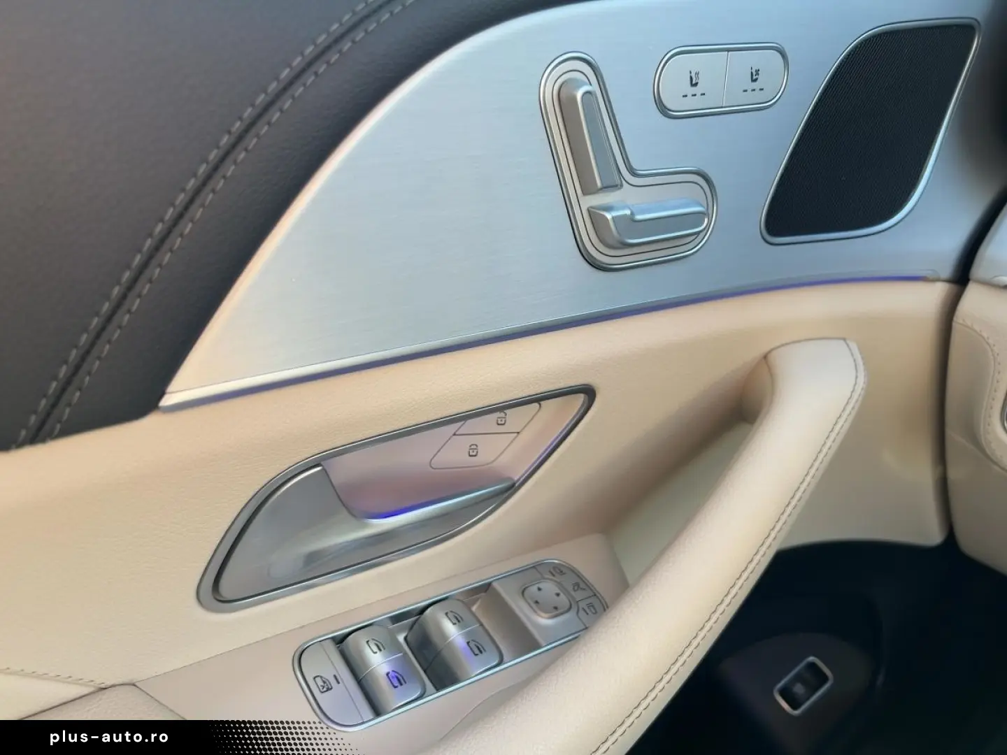 MERCEDES-BENZ GLE 350 de AMG Line 4Matic Panorama Kamera Shz