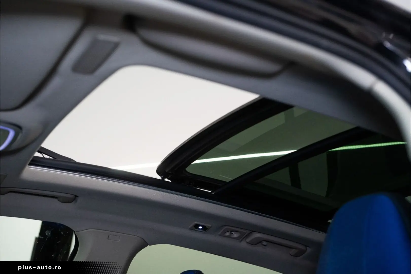 LYNC AND CO 01 1.5 Plug-In Hybrid 276PK   360 kamera   Pano