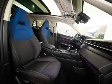 LYNC AND CO 01 1.5 Plug-In Hybrid 276PK   360 kamera   Pano