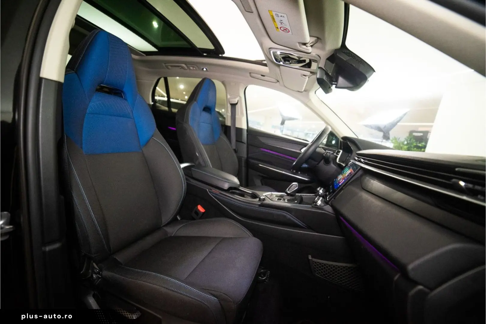 LYNC AND CO 01 1.5 Plug-In Hybrid 276PK   360 kamera   Pano