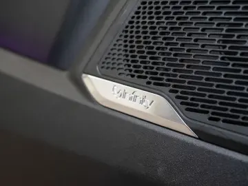 LYNC AND CO 01 1.5 Plug-In Hybrid 276PK   360 kamera   Pano