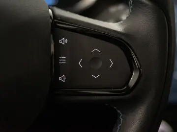 LYNC AND CO 01 1.5 Plug-In Hybrid 276PK   360 kamera   Pano