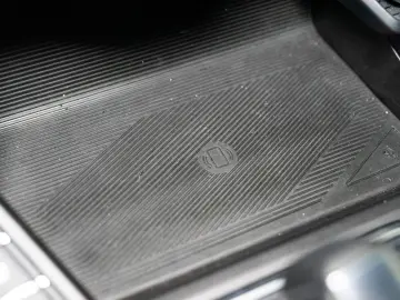 LYNC AND CO 01 1.5 Plug-In Hybrid 276PK   360 kamera   Pano