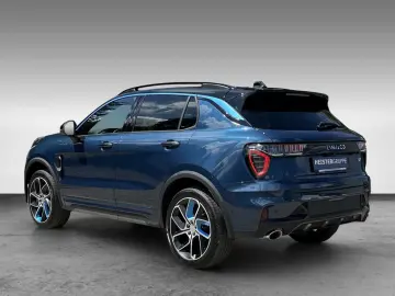 LYNC AND CO 01 1.5TD PHEV DCTH  Panodach 360  Infinity Sound