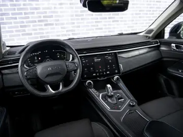 LYNC AND CO 01 1.5 Plug-in Hybrid   panorama dach   Adaptive