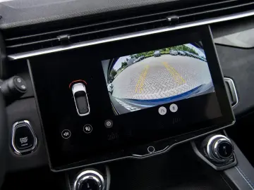 LYNC AND CO 01 1.5 Plug-in Hybrid   panorama dach   Adaptive