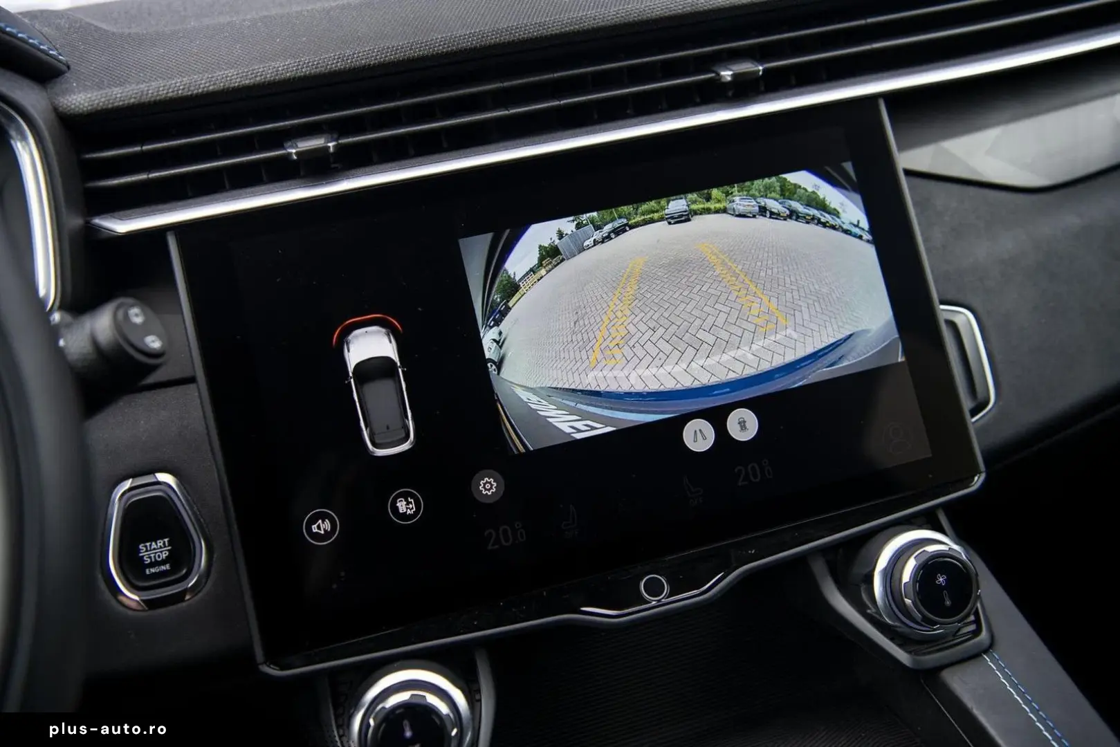 LYNC AND CO 01 1.5 Plug-in Hybrid   panorama dach   Adaptive