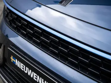 LYNC AND CO 01 1.5 Plug-in Hybrid   panorama dach   Adaptive