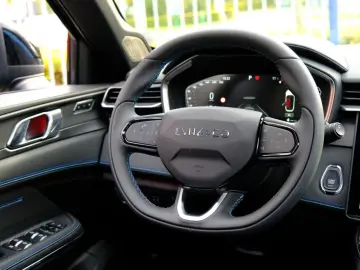 LYNC AND CO 01 Hybrid 1.5 Aut. Zwarte hemel 360 Camera Pano