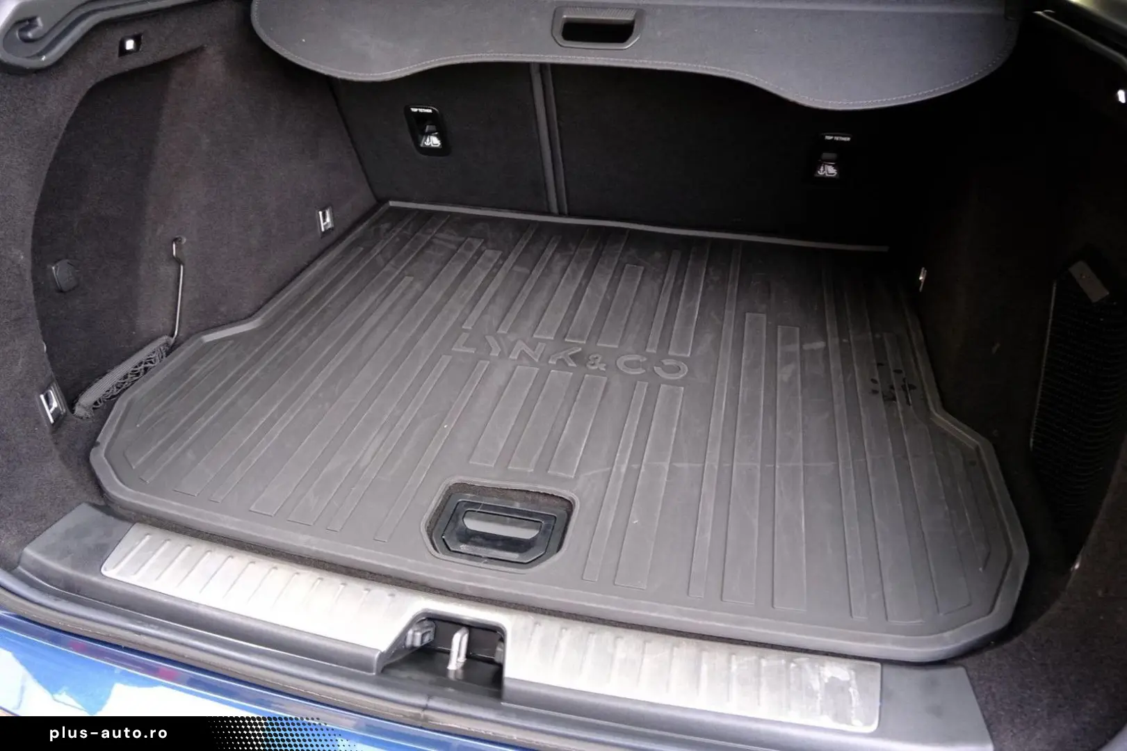 LYNC AND CO 01 Hybrid 1.5 Aut. Zwarte hemel 360 Camera Pano