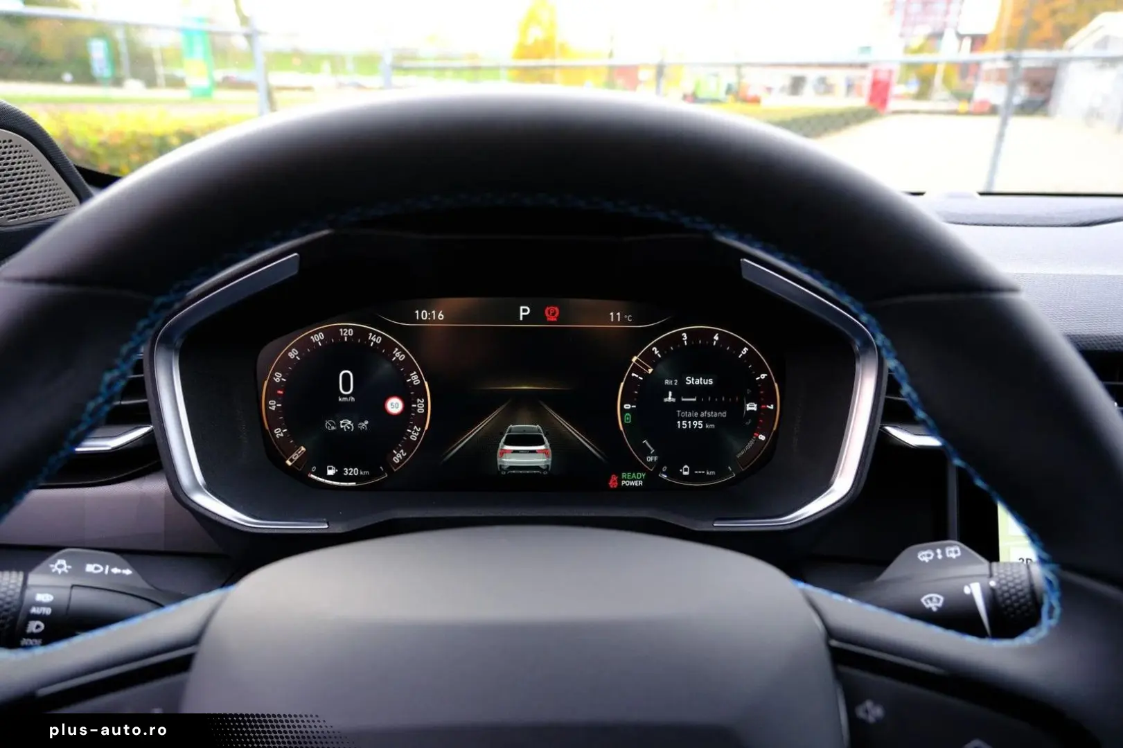 LYNC AND CO 01 Hybrid 1.5 Aut. Zwarte hemel 360 Camera Pano