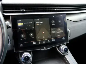 LYNC AND CO 01 Hybrid 1.5 Aut. Zwarte hemel 360 Camera Pano