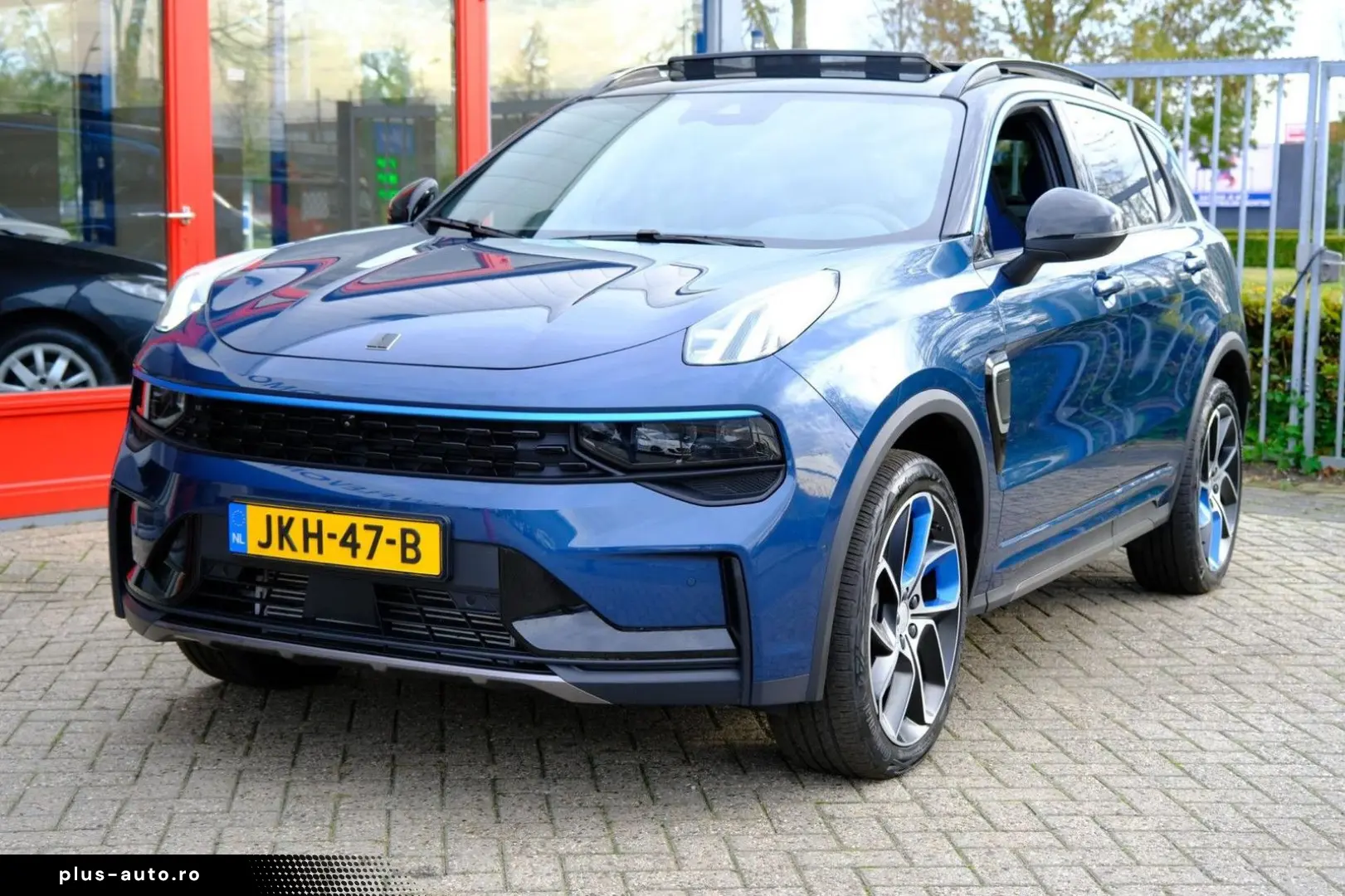 LYNC AND CO 01 Hybrid 1.5 Aut. Zwarte hemel 360 Camera Pano