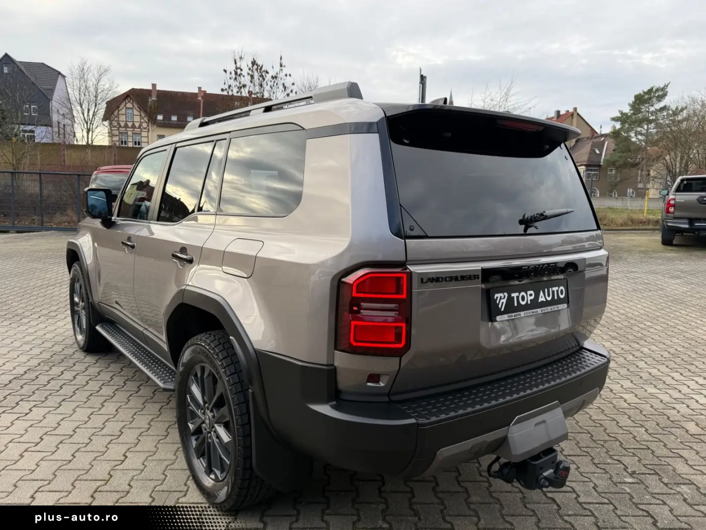 TOYOTA Land Cruiser 2.8 D-4D4WD TEC  Edit.Pan.Dach.360K