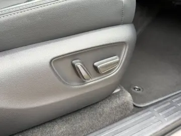 TOYOTA Land Cruiser 2.8 D-4D4WD TEC  Edit.Pan.Dach.360K