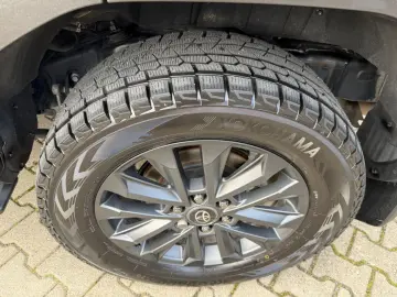 TOYOTA Land Cruiser 2.8 D-4D4WD TEC  Edit.Pan.Dach.360K