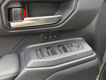 TOYOTA Land Cruiser 2.8 D-4D4WD TEC  Edit.Pan.Dach.360K