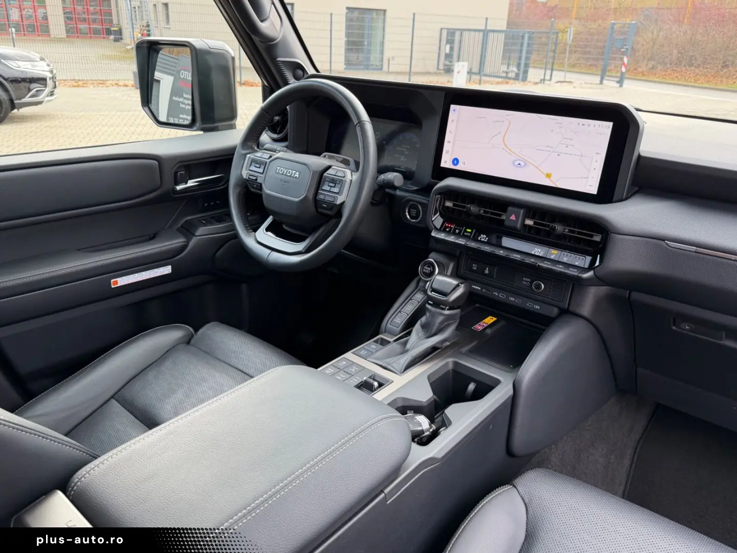 TOYOTA Land Cruiser 2.8 D-4D4WD TEC  Edit.Pan.Dach.360K