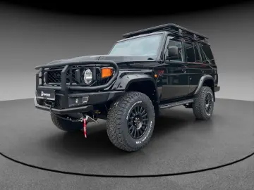 TOYOTA Land Cruiser GRJ76 - Black Series