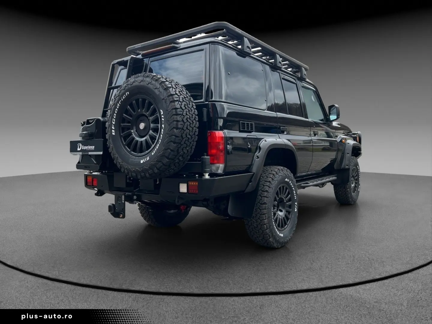 TOYOTA Land Cruiser GRJ76 - Black Series