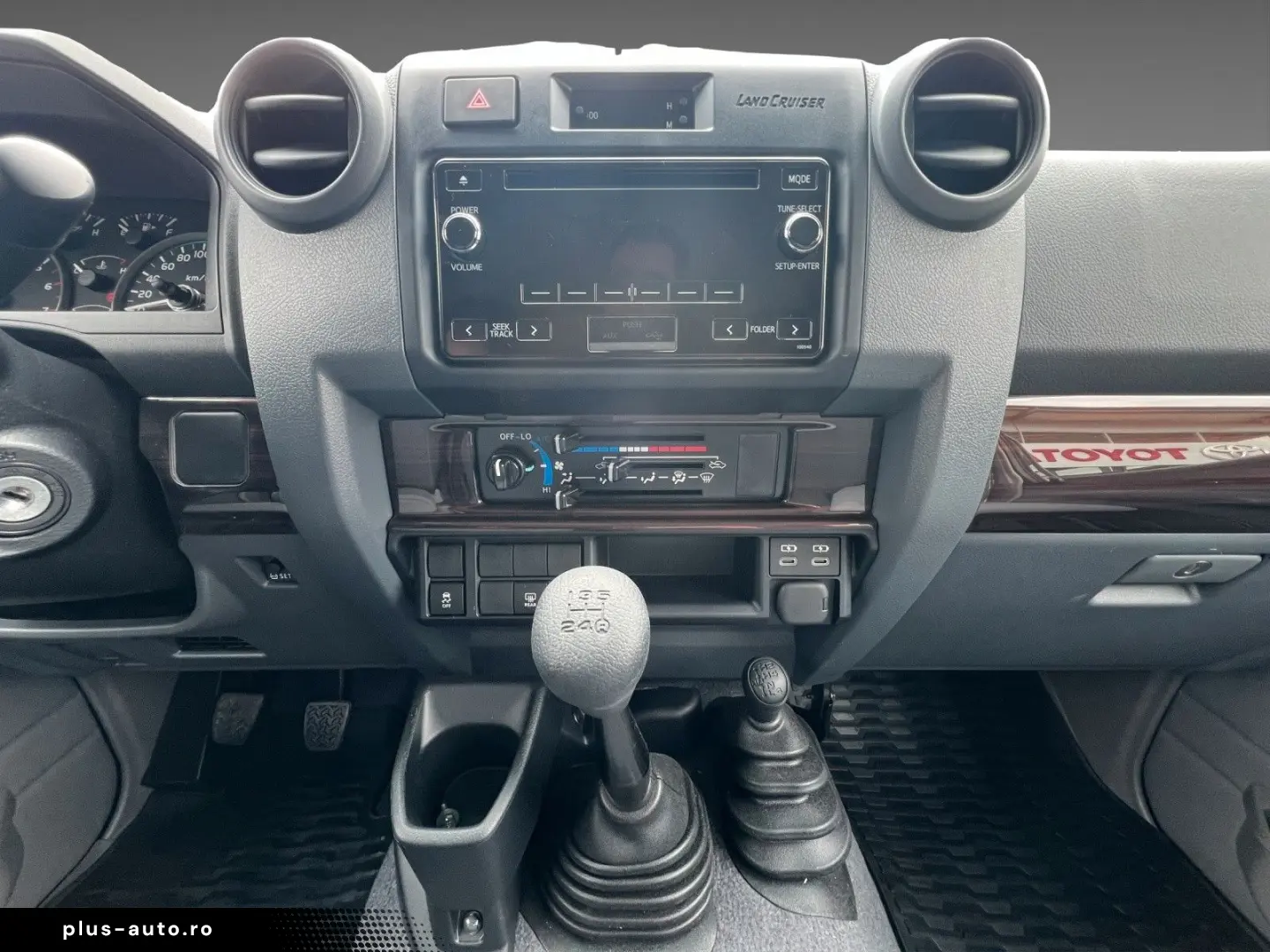 TOYOTA Land Cruiser GRJ76 - Black Series