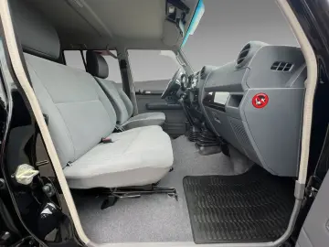 TOYOTA Land Cruiser GRJ76 - Black Series