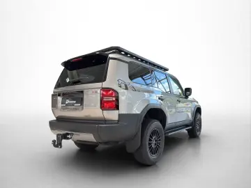 TOYOTA Land Cruiser 2 8 D-4D 151 kW AWD TEC-Edition Off