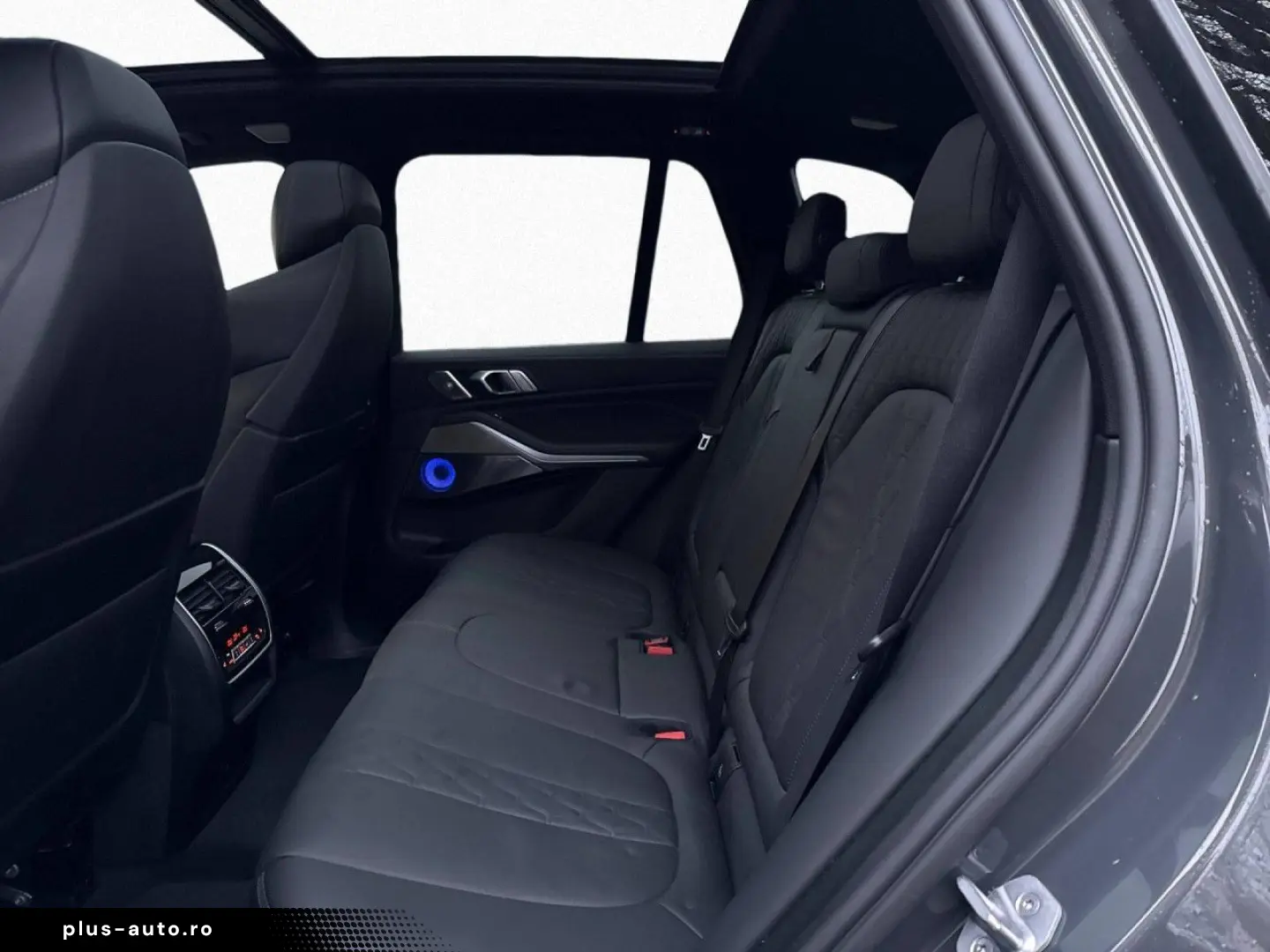 BMW X5 xDr40d MSp Bowers Massage NightVis DisplKey AirSusp