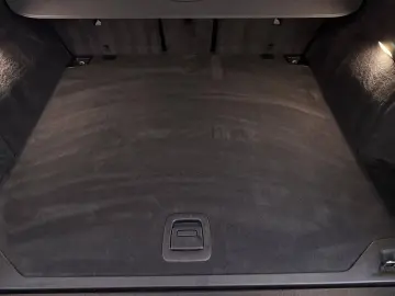 BMW X5 xDr40d MSp Bowers Massage NightVis DisplKey AirSusp