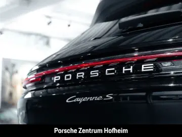 PORSCHE Cayenne S BOSE Luftfederung Rückfahrkamera LED