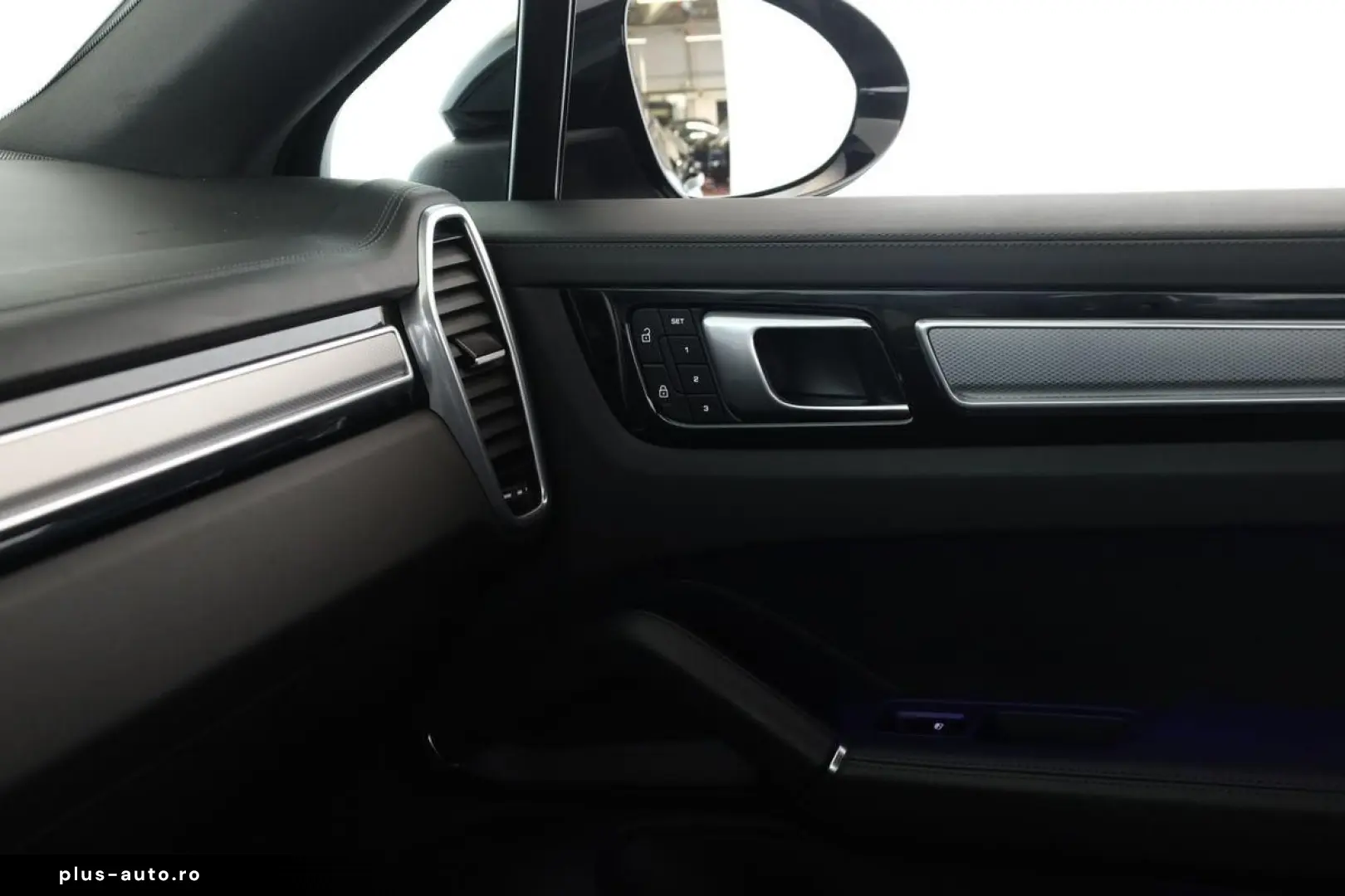 PORSCHE Cayenne E-Hybrid Platinum Edition ACC 360 21 AHK