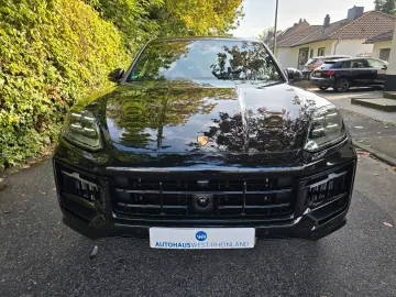 PORSCHE Cayenne S 4 0Ltr.-349kW V8Turbo 360 KAM PANO LED