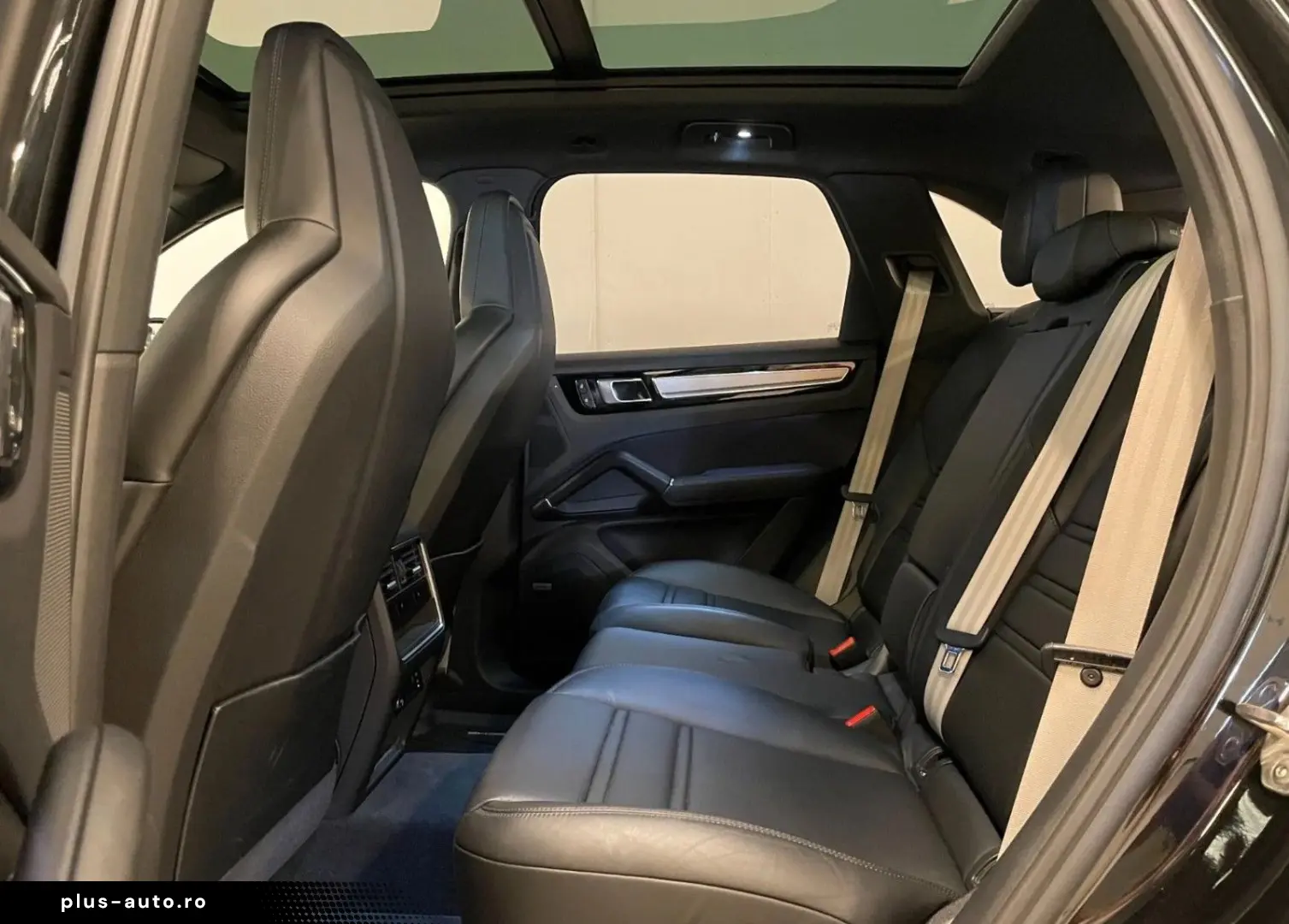 PORSCHE Cayenne E-Hybrid Platinum Edition