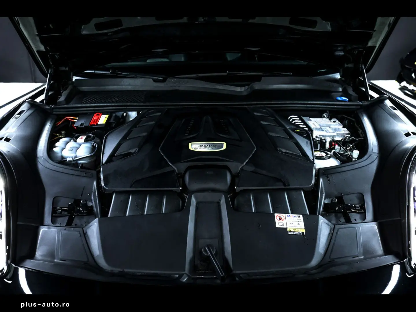 PORSCHE Cayenne TURBO S COUPE E-HYBRID APPROVED 12 27