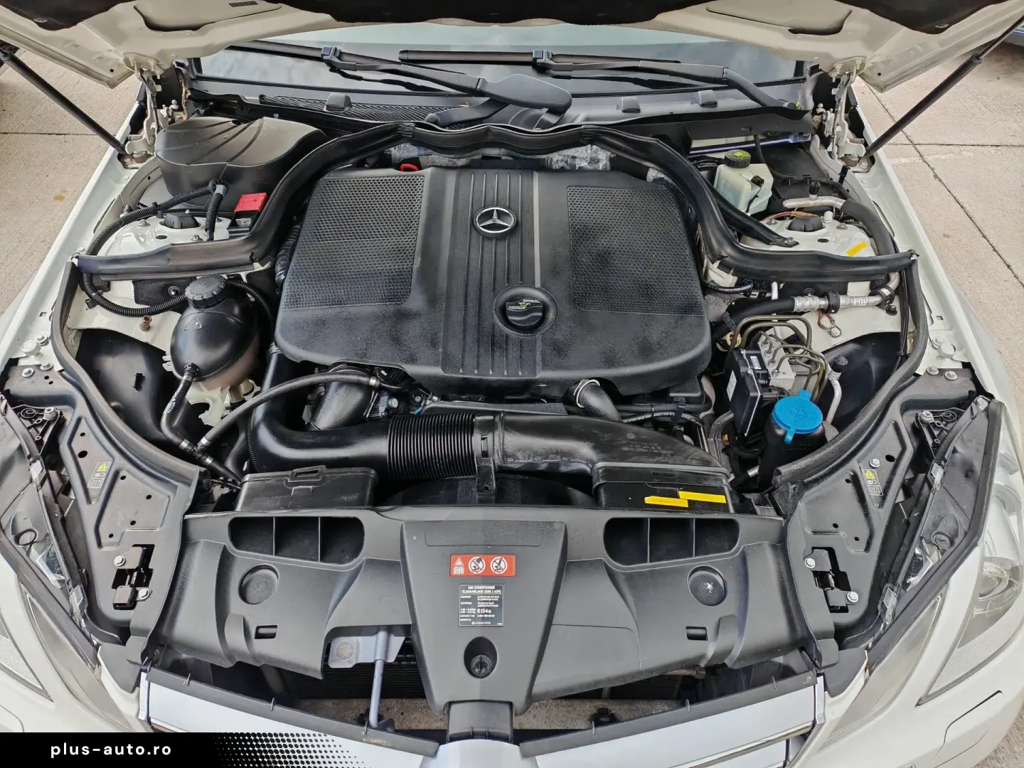 Mercedes-Benz E 250 CDI DPF Coupe BlueEFFICIENCY