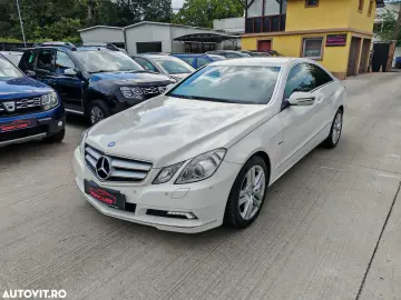 Mercedes-Benz E 250 CDI DPF Coupe BlueEFFICIENCY