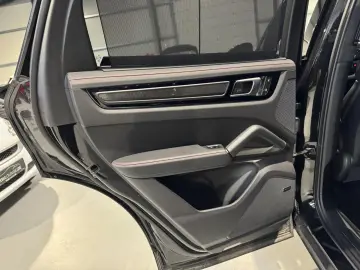 PORSCHE Cayenne 4.0 V8 Turbo KAT Turbo GT !TOP Fahrzeug!