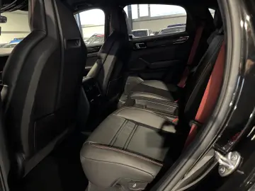 PORSCHE Cayenne 4.0 V8 Turbo KAT Turbo GT !TOP Fahrzeug!