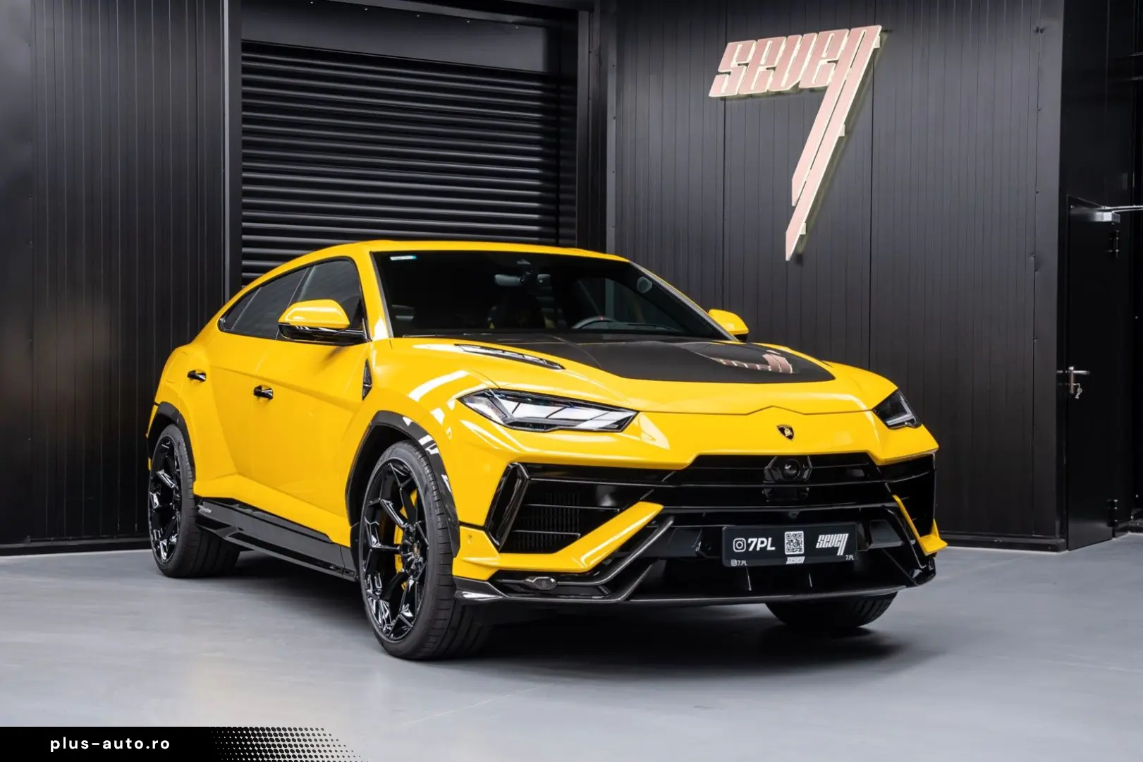 LAMBORGHINI Urus Performante  Carbon bonnet   B&O   Panorama