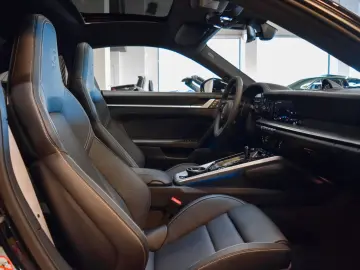 PORSCHE 992.2 Carrera Coupé-SPORT DESIGN-BOSE-20  21  RS