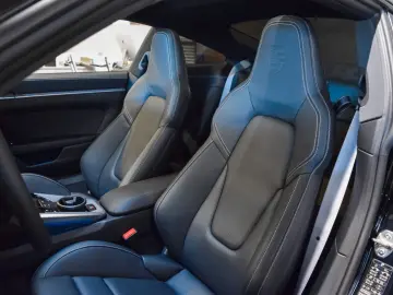 PORSCHE 992.2 Carrera Coupé-SPORT DESIGN-BOSE-20  21  RS