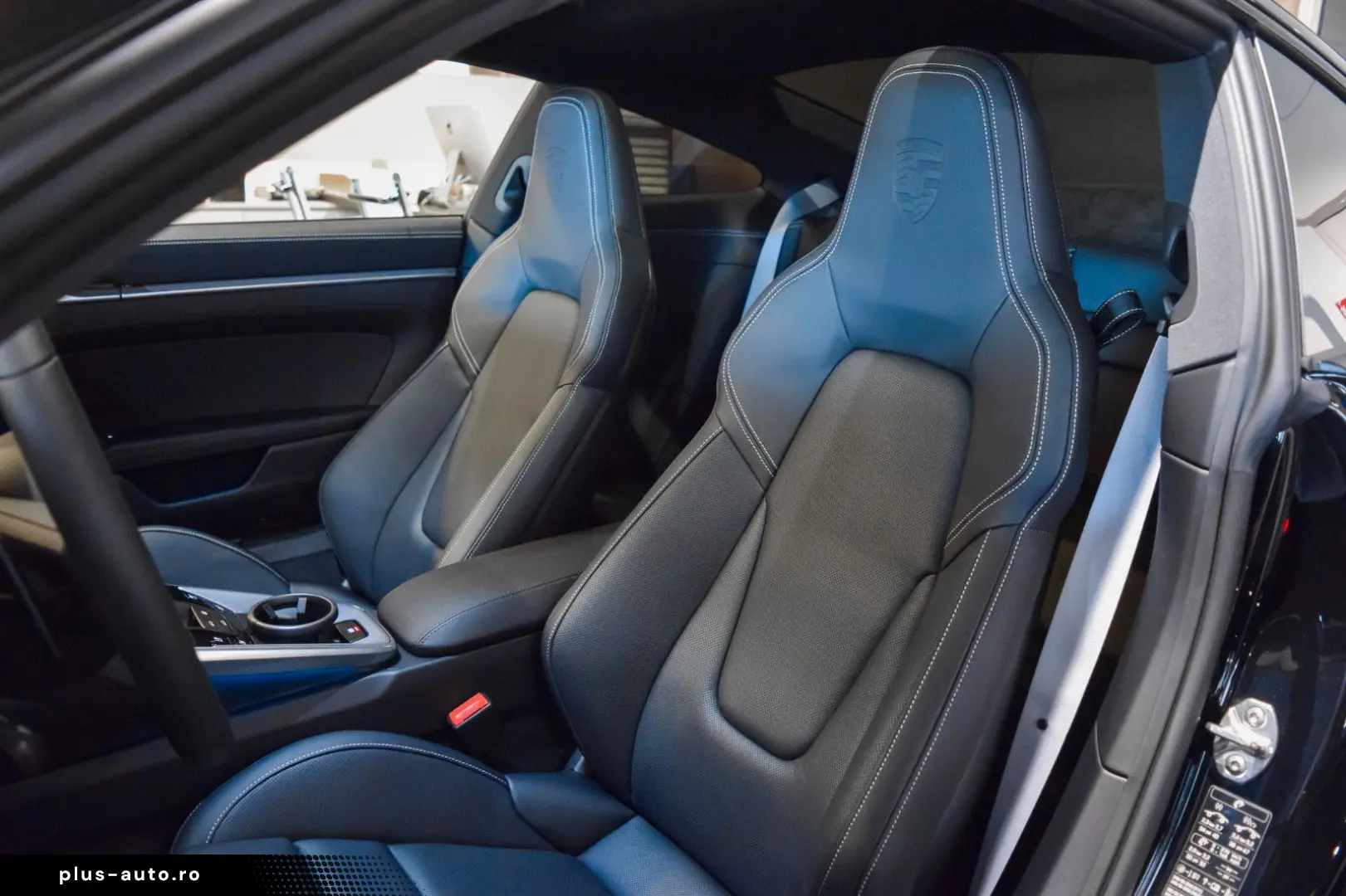 PORSCHE 992.2 Carrera Coupé-SPORT DESIGN-BOSE-20  21  RS