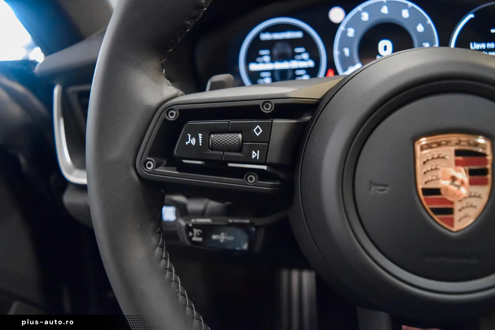 PORSCHE 992.2 Carrera Coupé-SPORT DESIGN-BOSE-20  21  RS