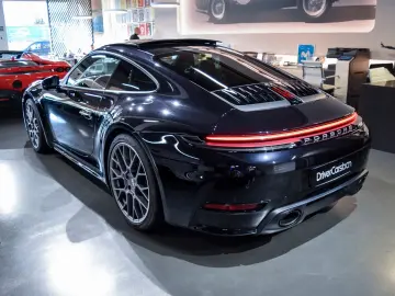 PORSCHE 992.2 Carrera Coupé-SPORT DESIGN-BOSE-20  21  RS