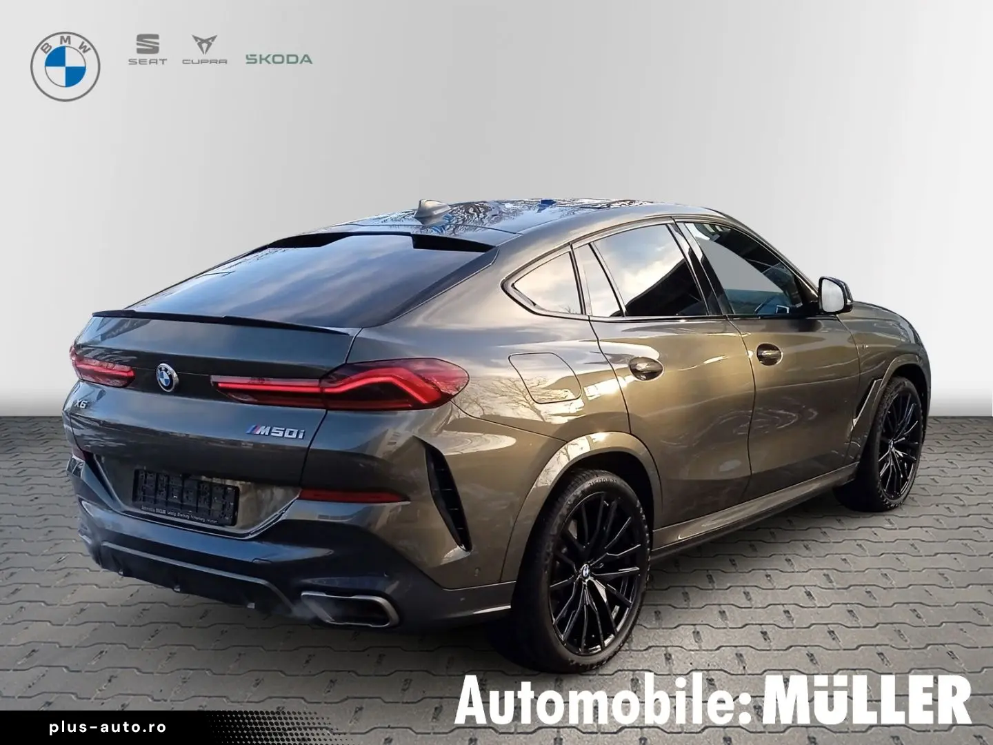 BMW X6 M50i 2XTV Massage NightV DisplayKey SkyLounge Bowers